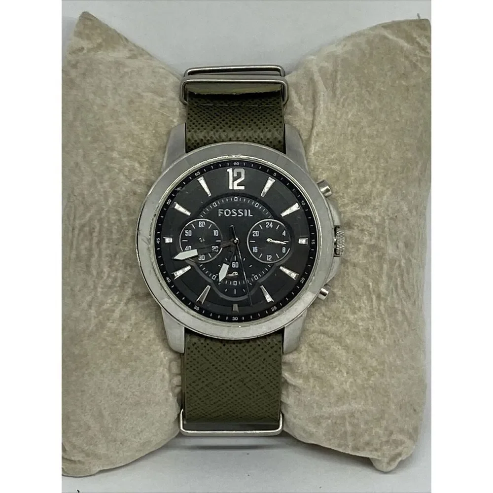 Fossil FS4532 Men's Grant Chronograph Green Leather Analog Dial Watch JK35